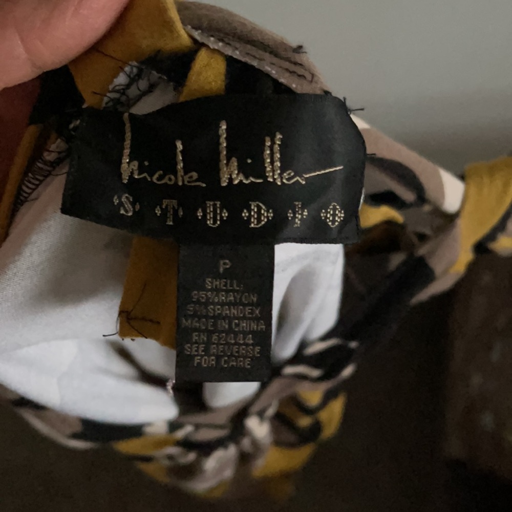 Patterned Dress. - image 5